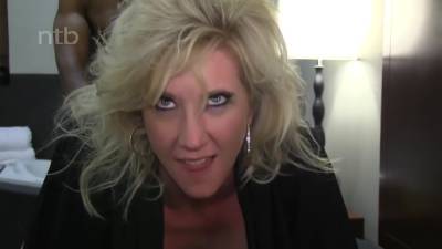 Hot Sexy Blonde Milf Getting Her Bbc - upornia.com