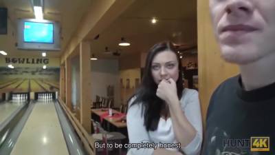 Stranger Promises A Lot Of Cash For Passionate Sex In Bar - hclips.com