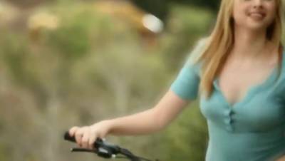 Molly Bennett - hotmovs.com