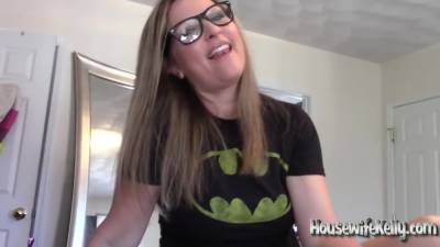 Housewifekelly - Batgirlforever - hclips.com