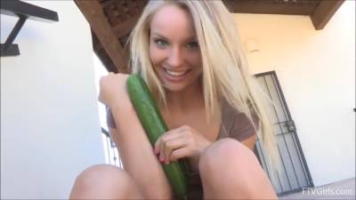 Staci Carr - Teen Starlet Staci Carr Fucks Herself With Huge Cucumber - upornia.com
