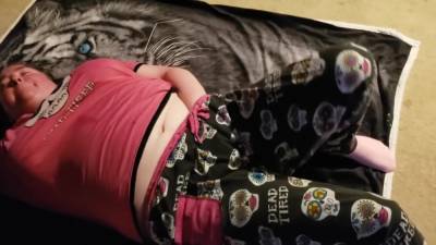 Lusty Bbw Masturbates Under Pjs. Needs More And She Gets It! - hclips.com