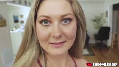 Addison Lee - Cute chick Addison Lee wants it hard in her pussy - sexu.com