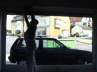 Dem Handwerker geholfen - drtvid.com - Germany