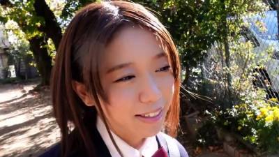Japanese teen in school uniform - drtvid.com - Japan