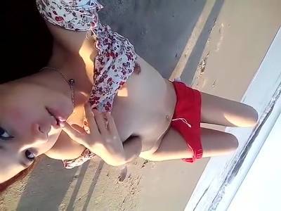 Me Masturbo Bien Rico En Un Hermoso Amanecer En La Playa Solita Para Mi - hclips.com