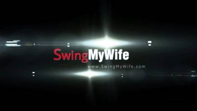 Wife Fucks A Total Stranger On Couch - drtvid.com