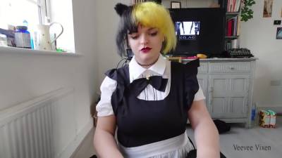 messy blowjob - Cute Maid Gives A Messy Blowjob And Swallows - hotmovs.com