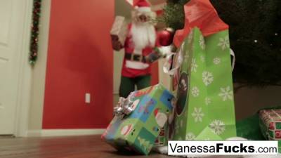 Vanessa - Vanessa letting Santa her tight wet pussy - sexu.com