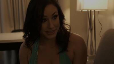 Jennifer White - Jennifer - Jennifer White shows first timer a good time with her hot body - tonightsgirlfriend - hotmovs.com