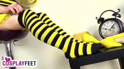 Foot Fetish Bee Cosplay Teases You - txxx.com