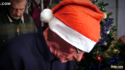Hombre Mayor Old Man Descarga El Video Porque Lo Borraran - hclips.com