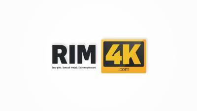 RIM4K. Girl decides to practice rimming and boyfriend is in seventh heaven - hotmovs.com