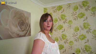Horny English Housewife Playing With Herself - MatureNL - hotmovs.com - Britain - Netherlands