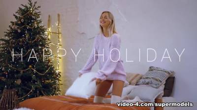 Sophia Blum in Happy Holiday - SuperBeModels - hotmovs.com