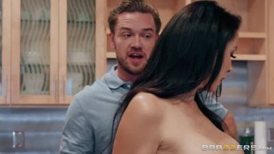 Reagan Foxx - Kyle Mason - Sending Stepmom's Nudes - xxxfiles.com