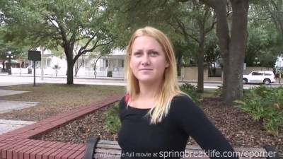 Blond Outdoor Flasher - Young Girl - hclips.com
