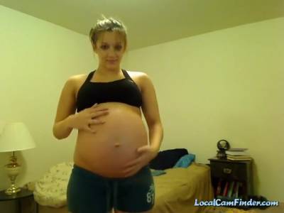 Pregnnt Blue Shorts With Taylor Blue And Tori Taylor - hclips.com