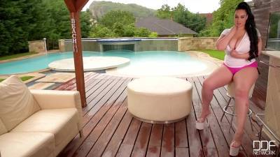 Anastasia Lux And Red Bone - Thick Milf Massive Titties Outdoors Solo 1080p - hotmovs.com