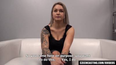 Big Ass Blonde Confessed She Fucks Anything - sexu.com - Czech Republic