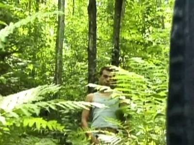 Finding a gay fuckmate in the woods - icpvid.com