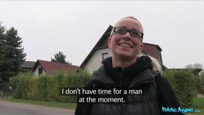Enough Cash Changes Blonde's Mind - porntry.com