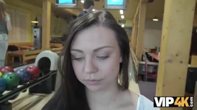 18 Years Old And Ornella Morgan - Hunter Is Looking For Awesome Lovemaking For Money In Bowling Place - hclips.com