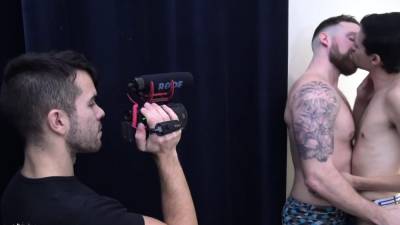 Bearded daddy creampies twink as voyeur watches - icpvid.com