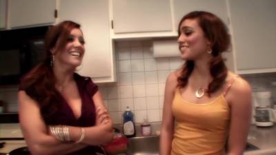 Pretty Lesbian Brunettes Who Are Eager To Climax - upornia.com