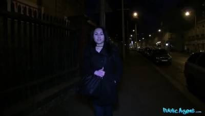 Dark Haired Woman Takes Stranger's Full Load In Public - porntry.com