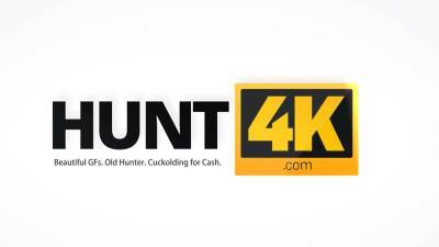 HUNT4K. Gorgeous chick nailed by stranger in front - nvdvid.com