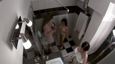 Hidden Cam - Threesome Shower - hclips.com