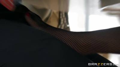 Keiran Lee - Asian Cutie In Fishnet Stockings Shagged By Her Dad - Avery Black And Keiran Lee - hotmovs.com