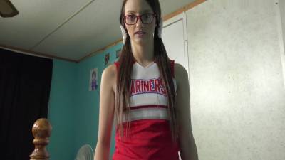 Teen Cheerleader Gives Her Step Brother Handjob To Take Her To Practice! 4k - hclips.com