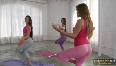 Keisha Grey - Bruce Venture - Trabajando por un Culito de Yoga - porntry.com