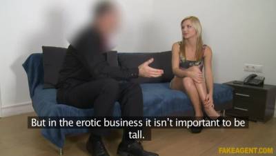 James Brossman - Skinny masseuse wants to be a model - porntry.com
