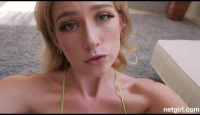 Beautiful blonde tries anal with a bbc - pornoxo.com