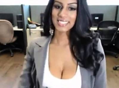 Sexy Desi bitch on skype - icpvid.com