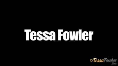 Tessa Fowler - Baby Pink Bra Lap Dance GoPro 2 - hotmovs.com
