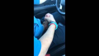 Wanking and cumming in the car with a buddy - nvdvid.com