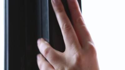 Voluptuous Nichole Plays With Herself - upornia.com