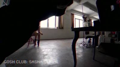 Sasha - Pov Shooting Sasha At The Studio - Sex Movies Featuring Gosh Club - hotmovs.com