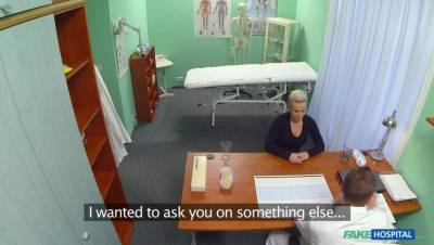 Blonde patient wants hard sex from her doctor - porntry.com