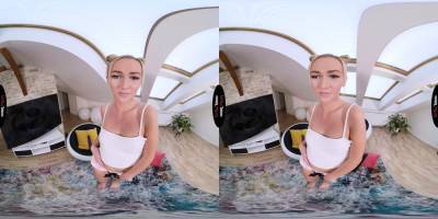 Meet Me In VR - icpvid.com
