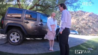 A Car Trip My Stepsister Will Never Forget With Anya Olsen - hotmovs.com