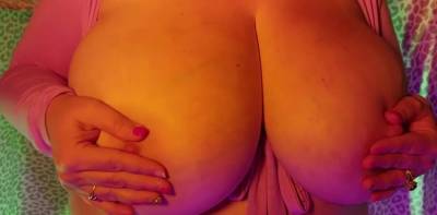 BBW Bouncing Tits, Belly, And Ass - theyarehuge.com