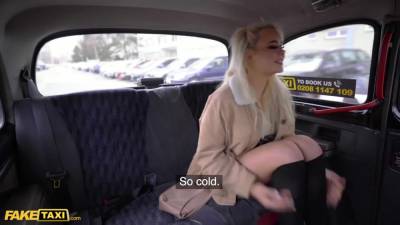 Gina Varney - English Babe Screws A Czech Cab Driver With Gina Varney - upornia.com - Britain - Czech Republic