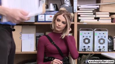 Emma Hix In Shoplifter Gets Screw In The Office By Lps Dick - hclips.com