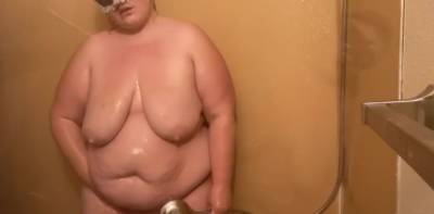 Busty BBW in shower - theyarehuge.com