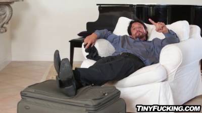 Small beauty in suitcase wtf fucks some enormous cock - sexu.com